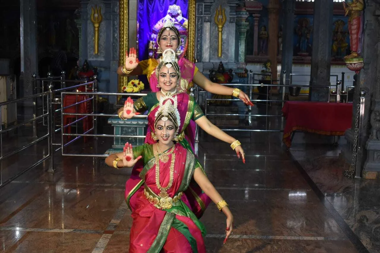 Bharatanatyam Dancers Perform Devotional Classical Dance at Temple